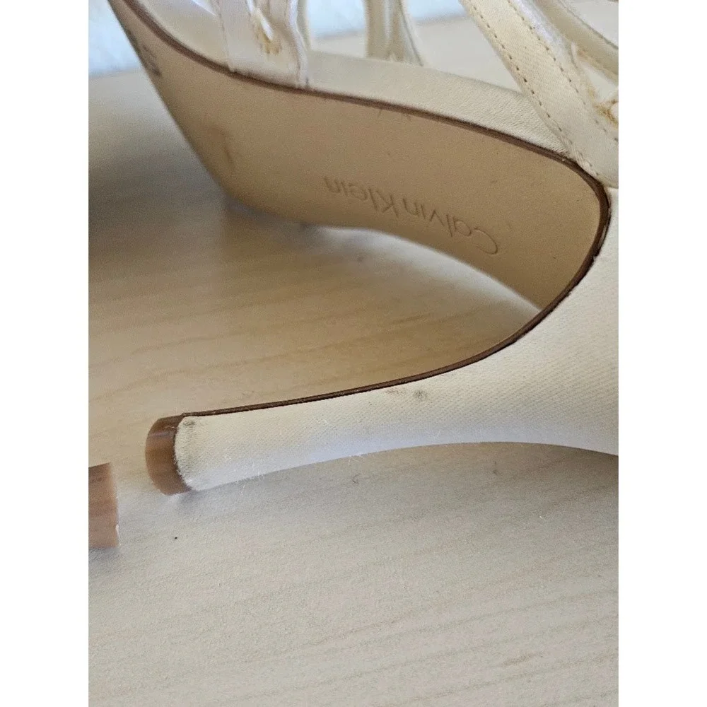 Calvin Klein Womens Cream Satin Strappy Lace Up Stiletto Heels Sandals Size 8M